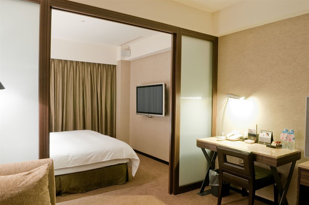 The Tango Hotel Taipei Linsen Esterno foto